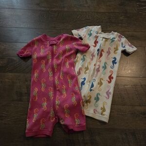 Set of 2 Hanna Andersson Zippered PJs